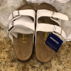 White birkenstock’s